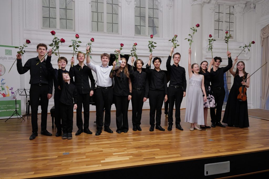 Stuttgart, Neues Schloss, Benefizkonzert Olgäle-Stiftung